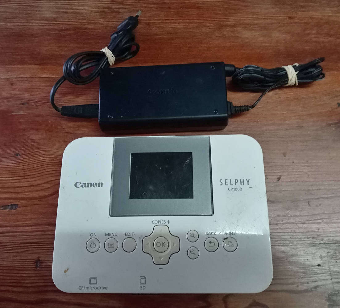 Canon Selphy CP 1000 Photo Printer. Needs Paper and Ink.