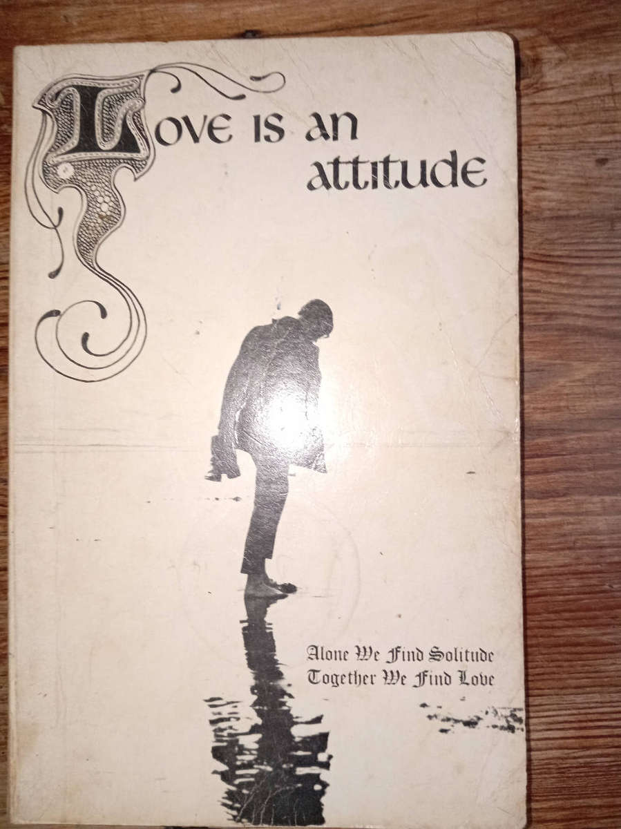 POETRY BOOKS AS PER PHOTOS.