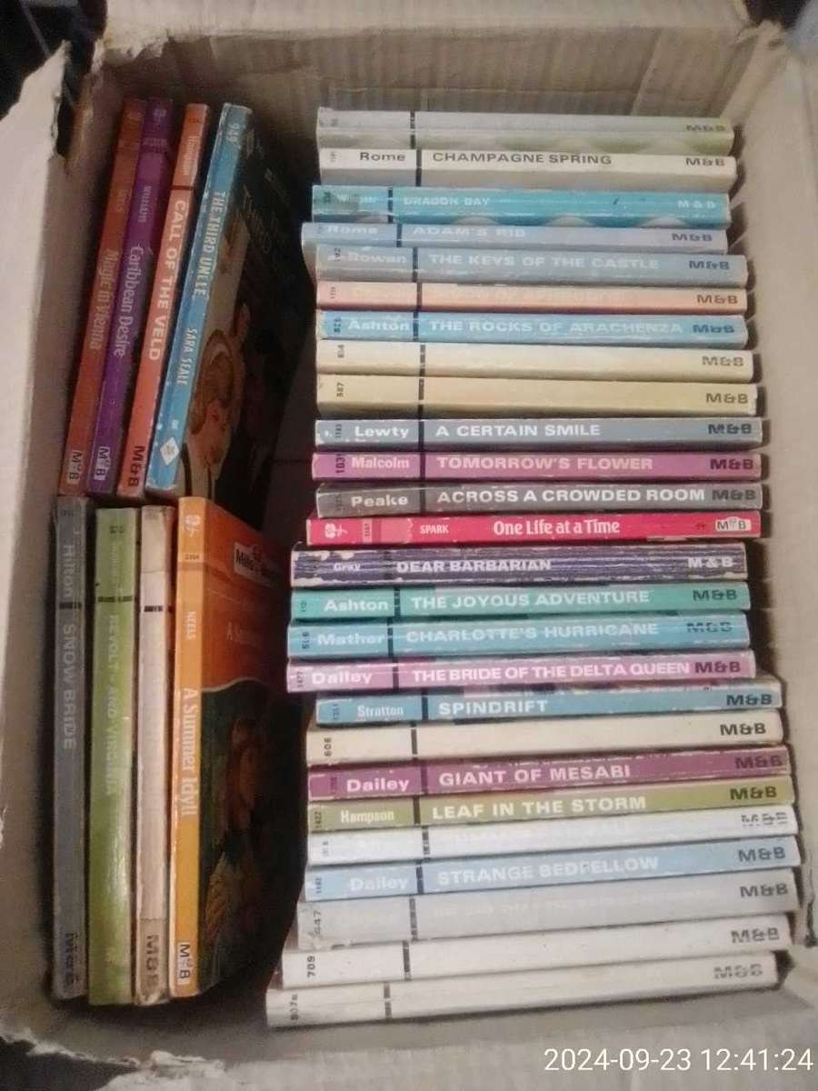 MILLS & BOON PAPERBACKS.  TOTAL OF 34