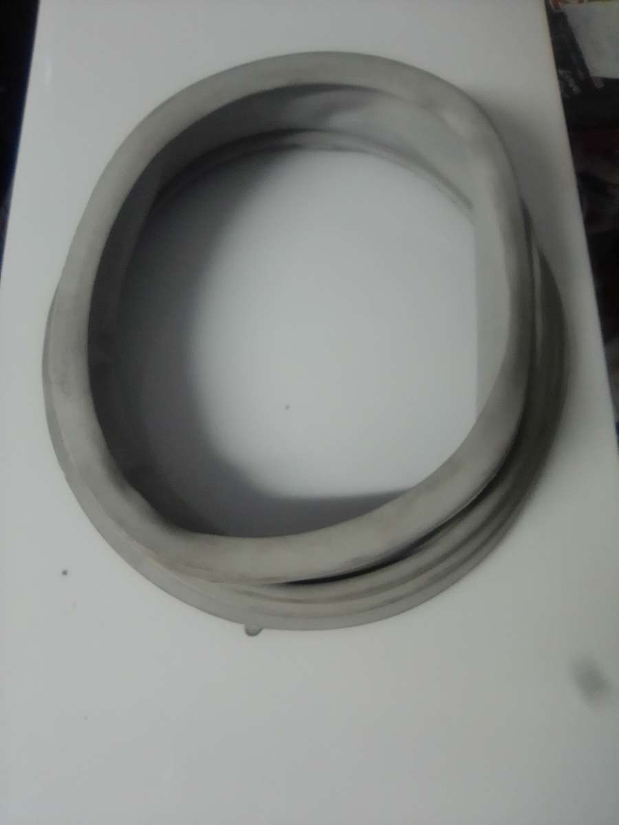 FRONT LOADER WASHING MACHINE DOOR SEALS / BOOTS ( TOTAL OF 8 )