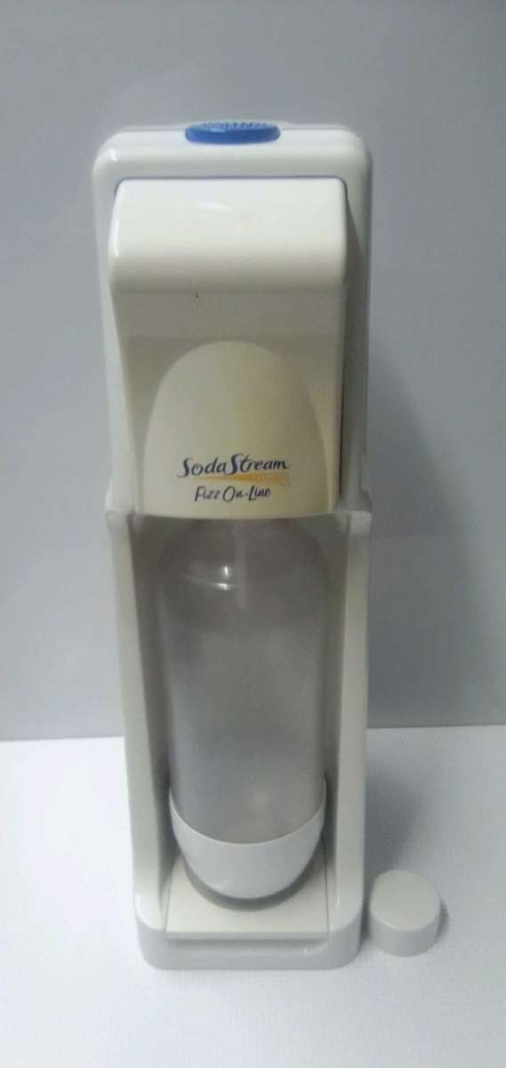 SodaStream " Fizz On-Line " ( Bottle and CO2 Cylinder Included )
