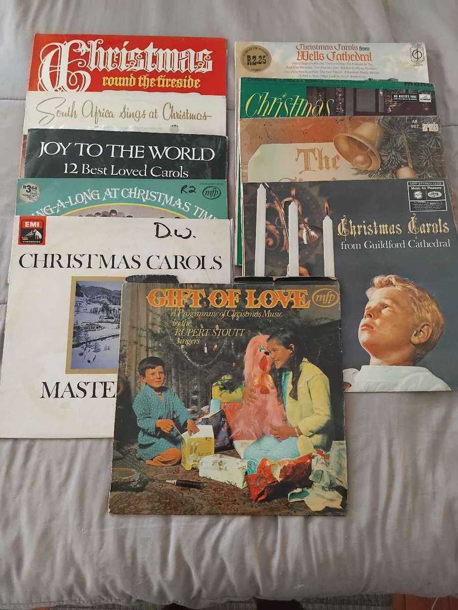 CHRISTMAS CAROLS LP RECORDS . 10 AS PER PHOTOS