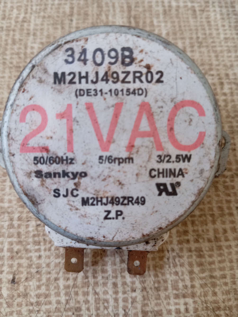 MICROWAVE SYNCHRONOUS MOTORS. AC 21V / AC30V AND 220V