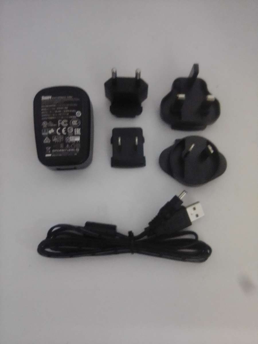 Sunny Switching Adapter SYS 1561 - 1005