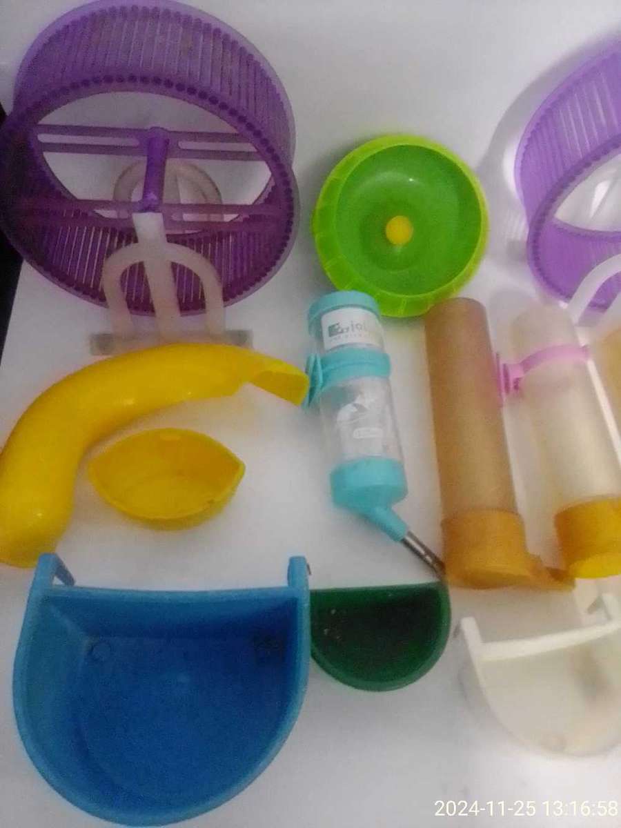 HAMSTER CAGE ACCESSORIES.