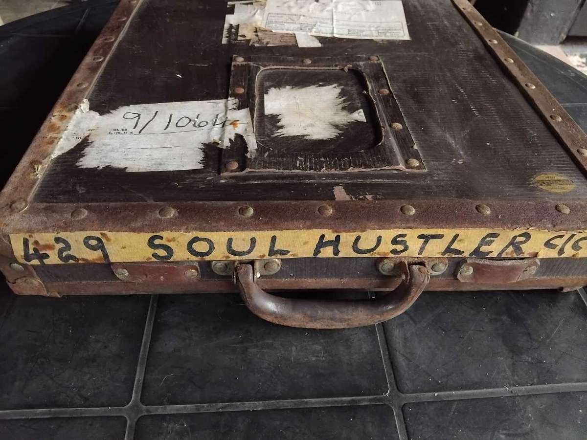 16mm MOVIE REELS IN CASE  : MOVIE " SOUL HUSTLER"