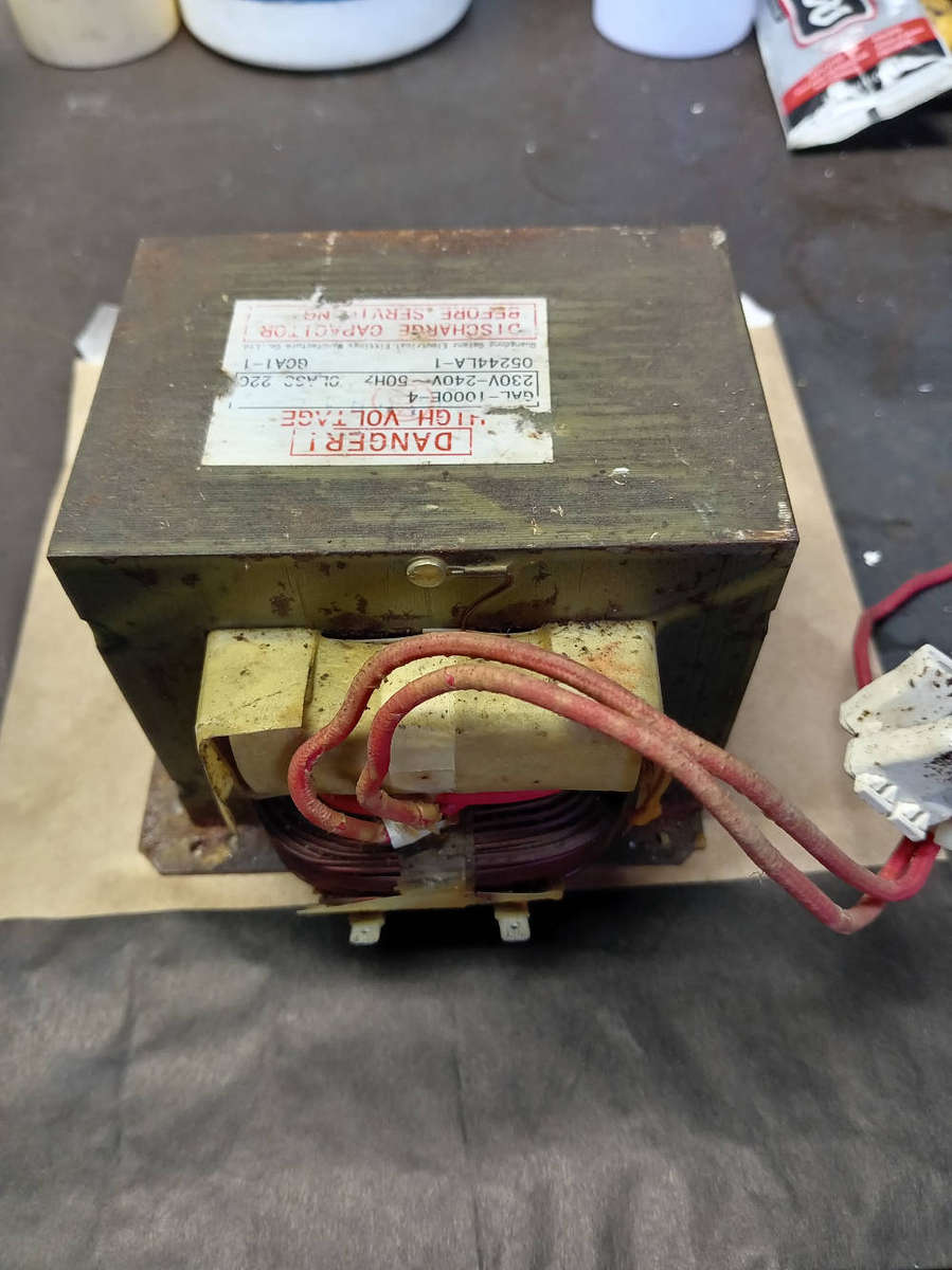 HIGH VOLTAGE MICROWAVE TRANSFORMER. GAL-1000E-4