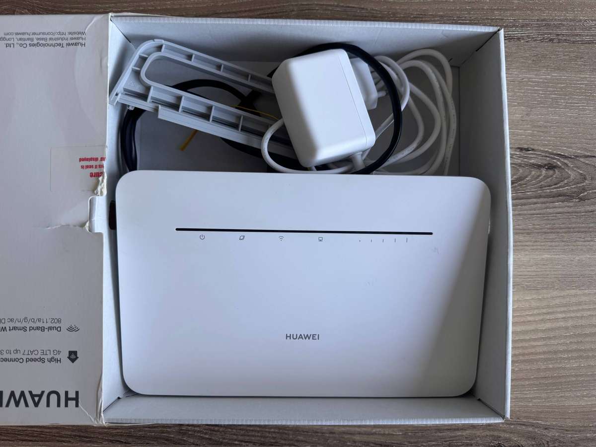 Huawei 4G Router 3 Pro  LTE Dual Band WiFi Router  Complete