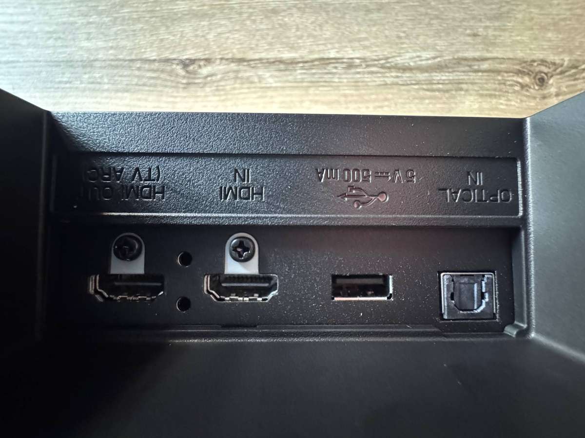 LG SN7Y Wireless Soundbar & Subwoofer System  Excellent Condition