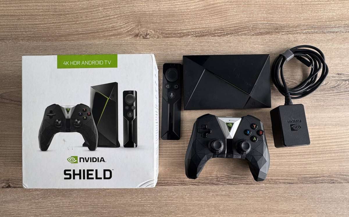 NVIDIA Shield TV 4K HDR Android TV Complete in Original Box