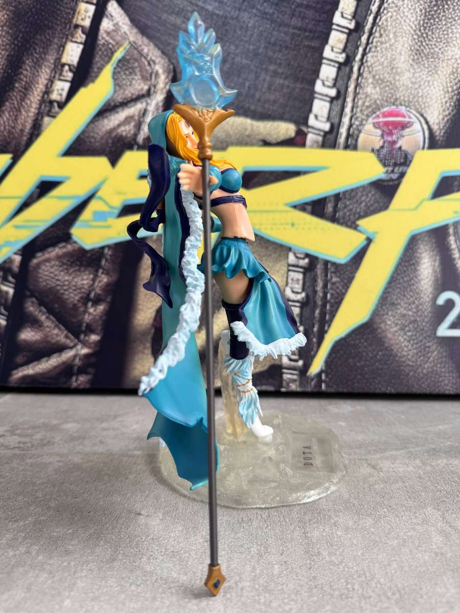 DOTA 2 Crystal Maiden 28cm Collectible Figure Complete in Box