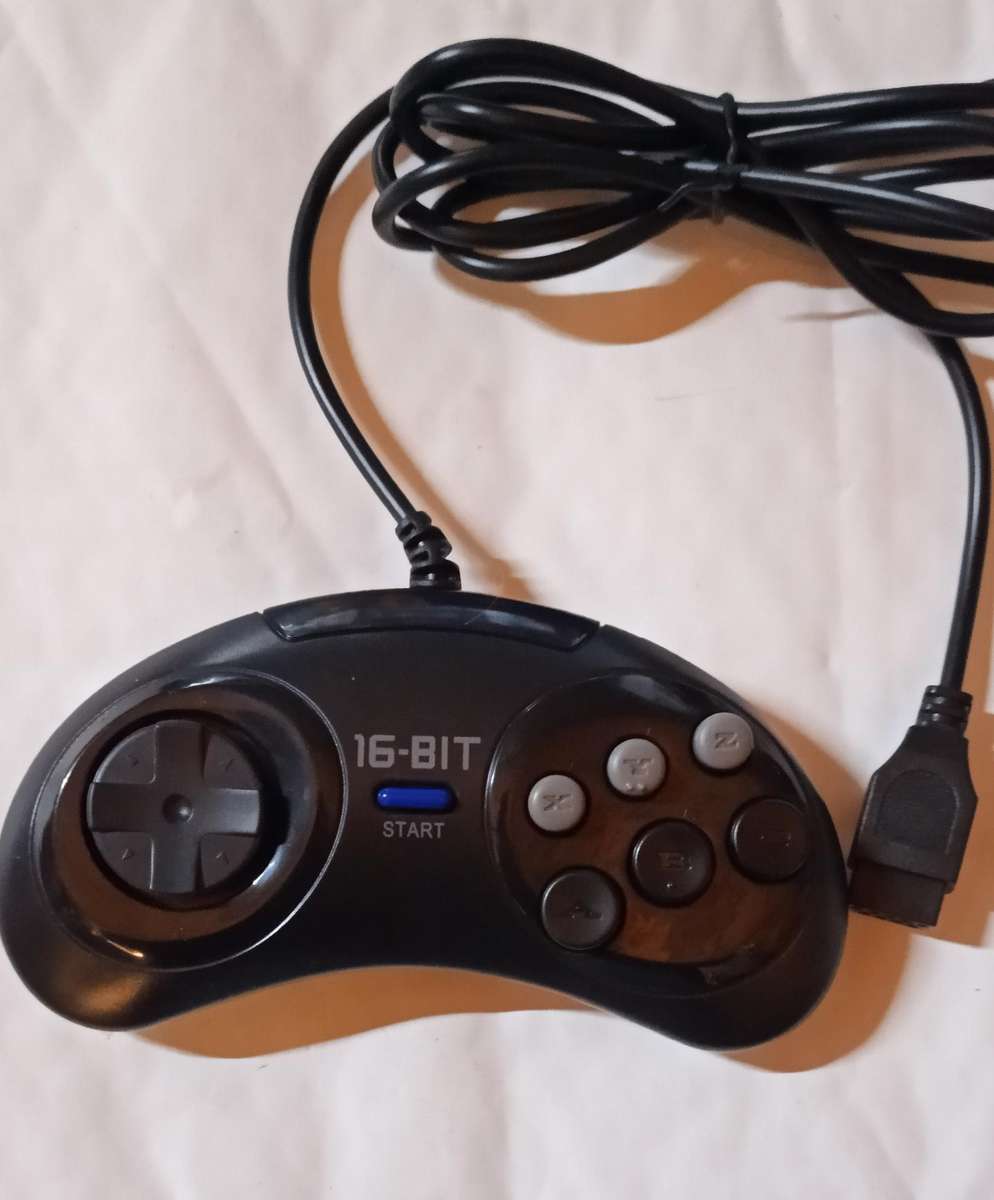 Sega Mega Drive or Genesis Controller (NEW)
