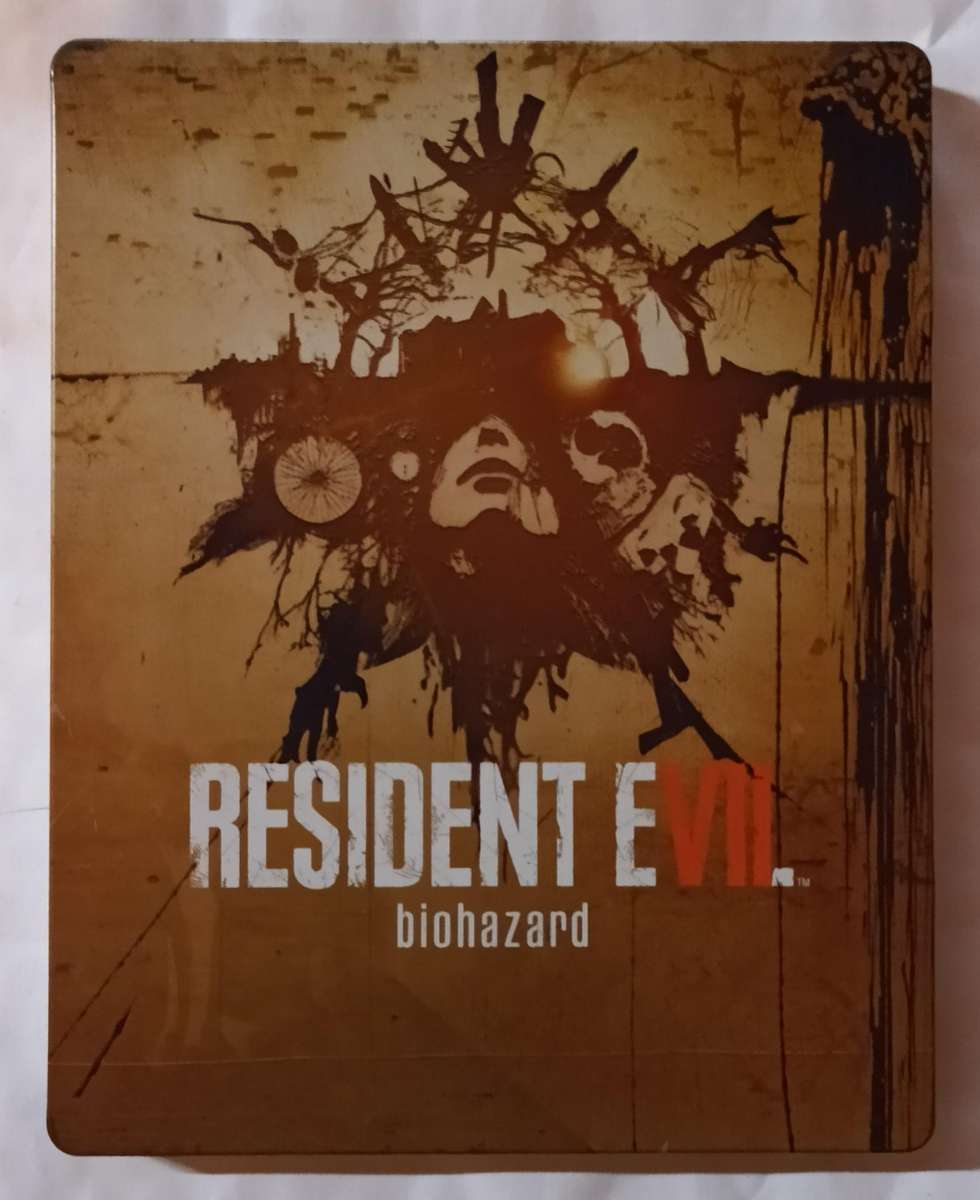Resident Evil 7 Steelbook for PS4 (CIB)