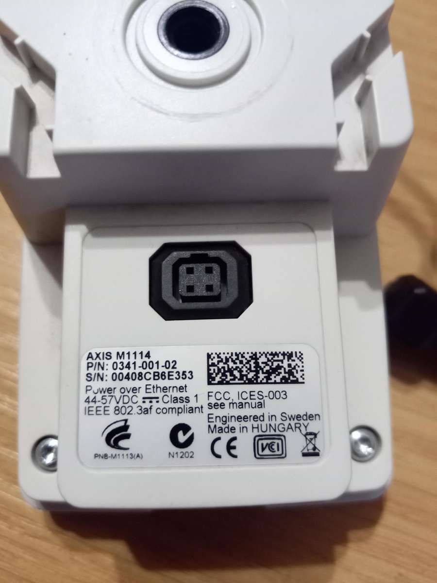 AXIS M1114 IP Camera