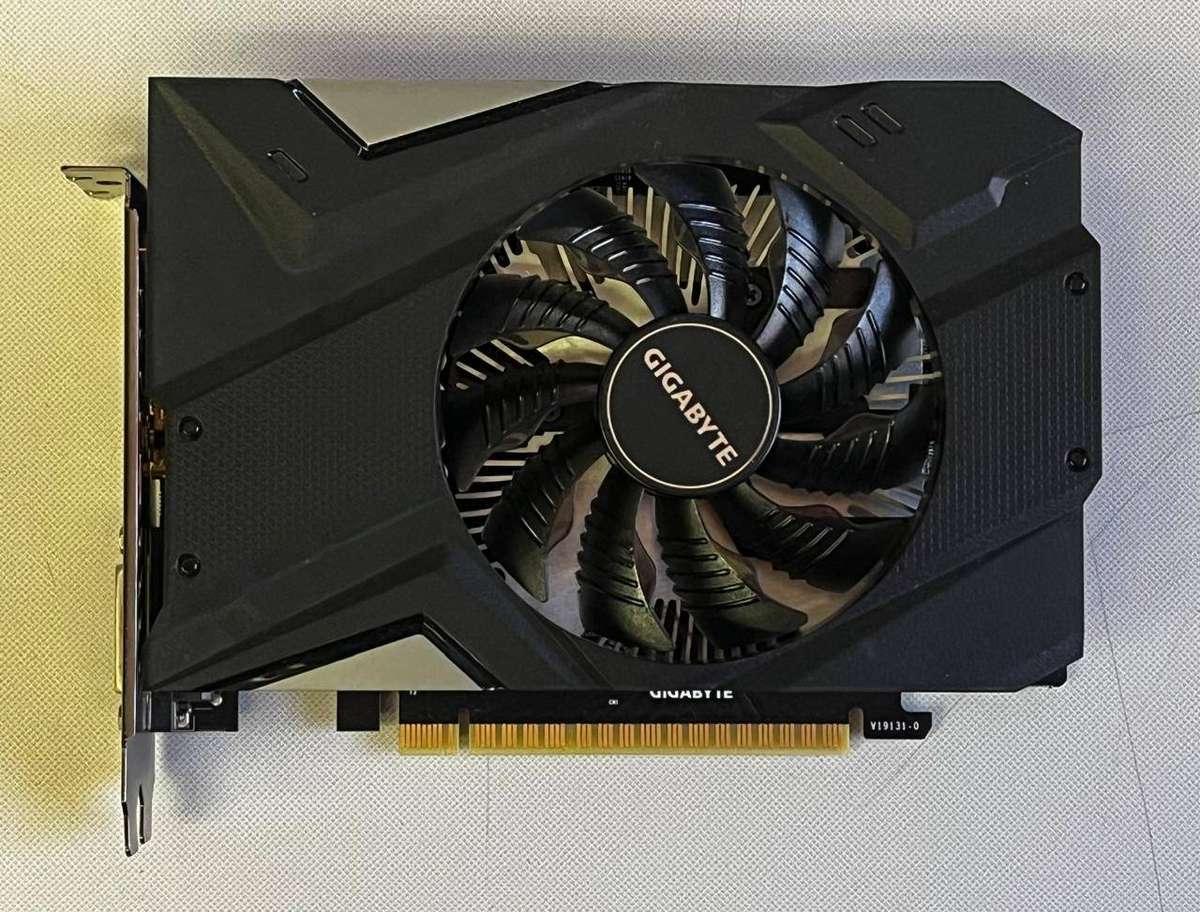 GIGABYTE GeForce GTX 1650 SUPER OC 4GB