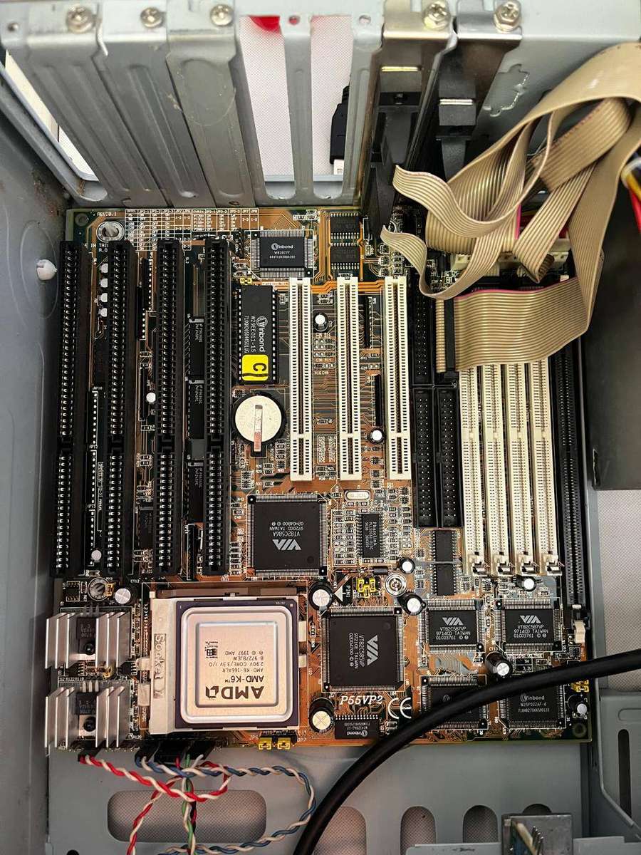 Retro Gaming PC  Windows 98 SE / 3dfx Voodoo 3 / Sound Blaster 16