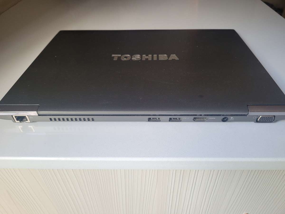 Toshiba Portege Z930 i7 Ultrabook laptop - battery faulty