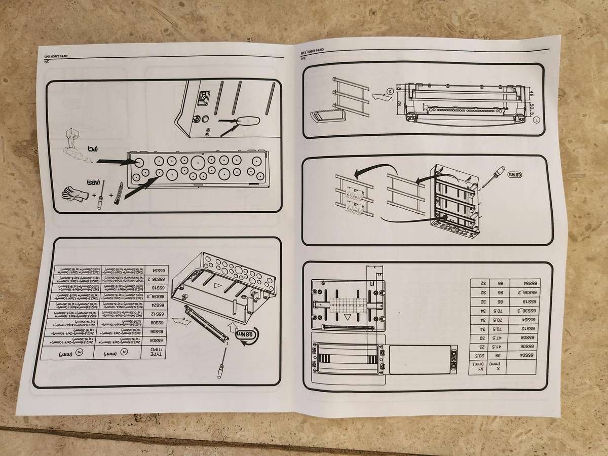 IDE Surface Mount DB 8-way IP65