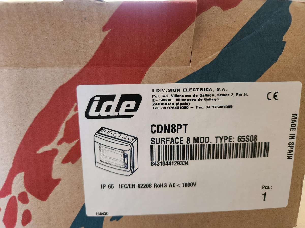 IDE Surface Mount DB 8-way IP65