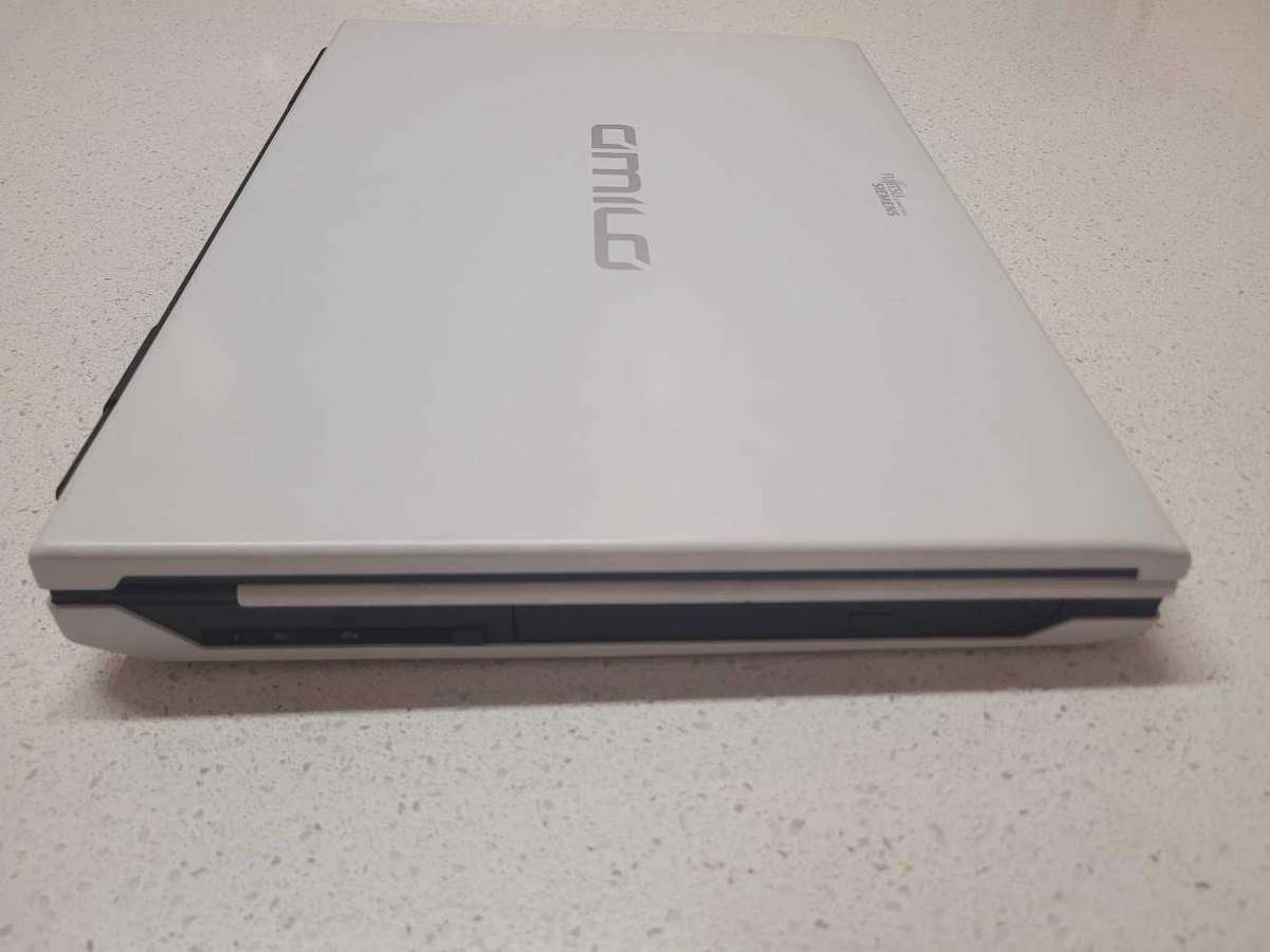 Fujitsu Siemens Amilo Pi 3525 Centrino laptop - Battery does not hold charge