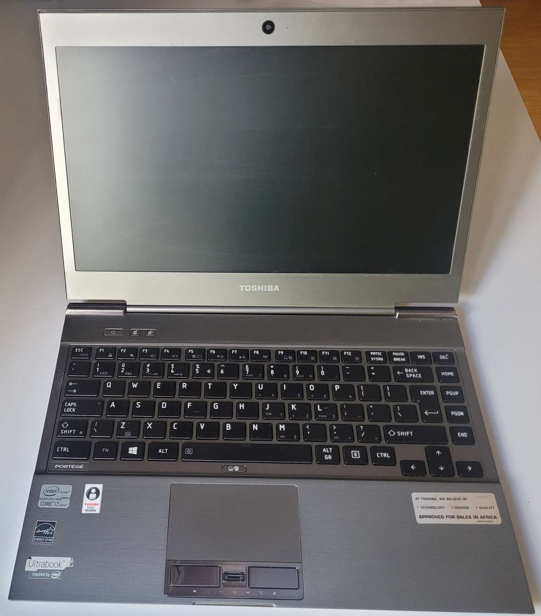 Toshiba Portege Z930 i7 Ultrabook laptop - battery faulty