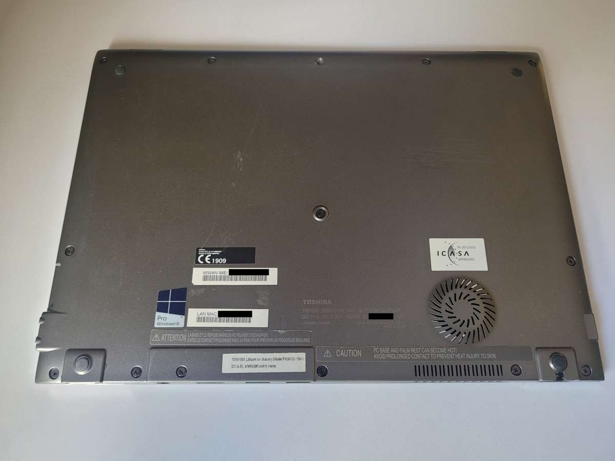 Toshiba Portege Z930 i7 Ultrabook laptop - battery faulty