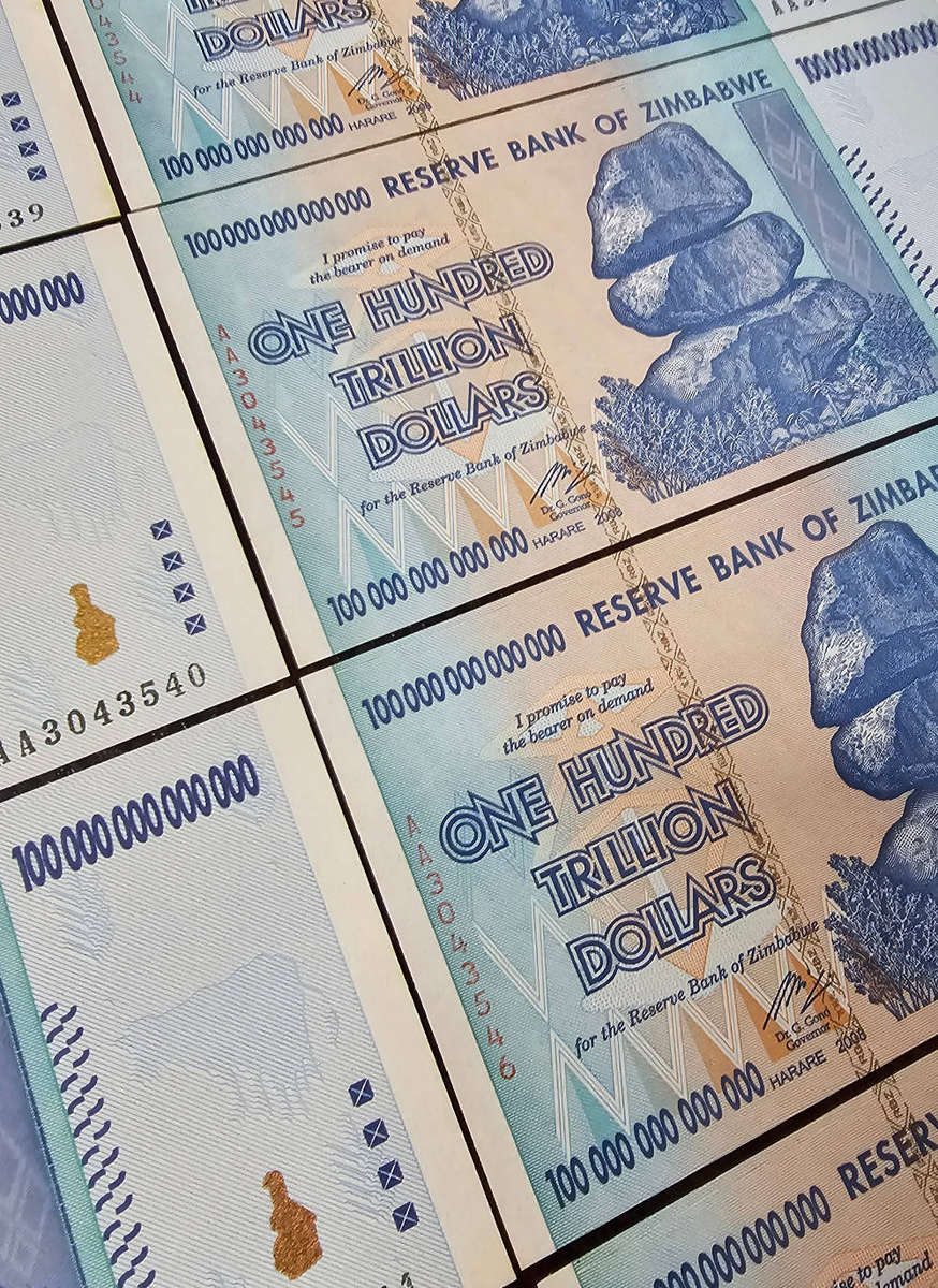 10 x UNC Sequential One Hundred Trillion Zim Dollar Notes
