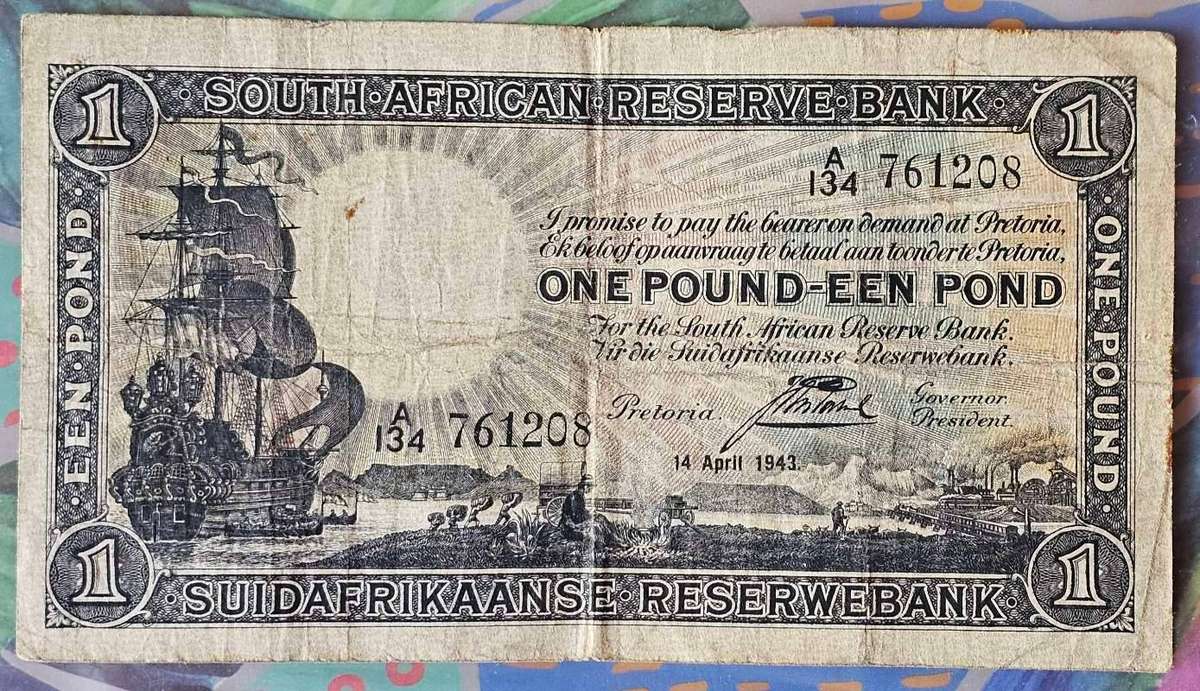 Crazy R1 Auction  - 1943 One Pound Note