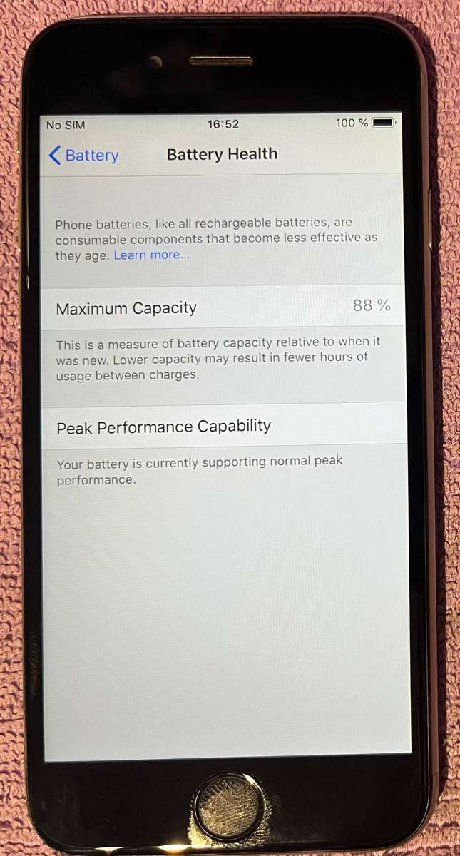 Apple iPhone 6 64GB - Silver A1549