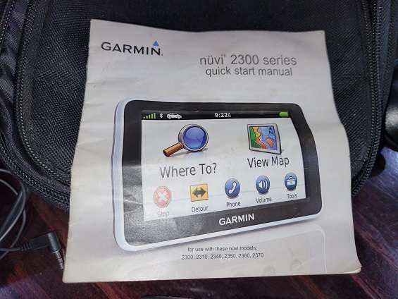 Must Have ! Garmin Nuvi 2300 GPS device in very good condition !