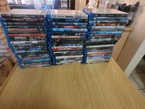 RE-Listed due to non-payment . Like New ! 65 Blueray movies