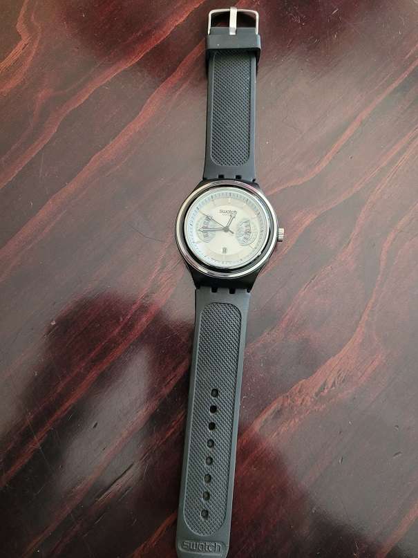 Rare Find ! Highly collectable Swatch Irony Man's watch in good condition !