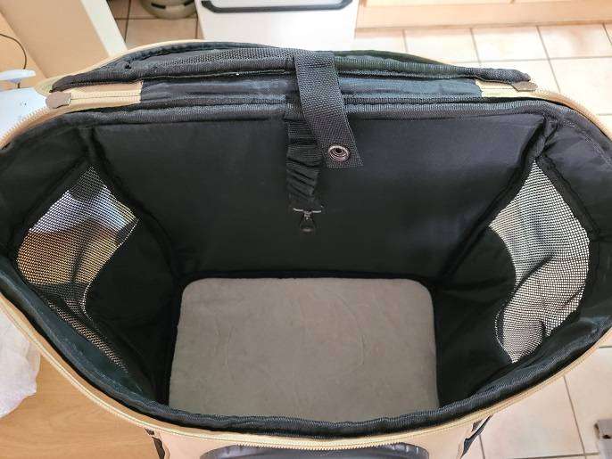 Must have for your PET ! Quality Muj-Muj backpack pet carrier with viewing dome !