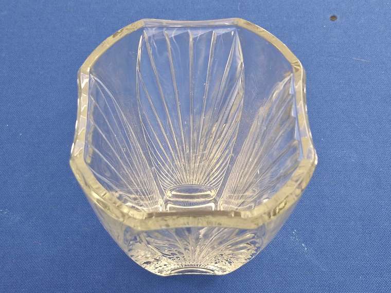 1930s French Art Deco Crystal Flower vase