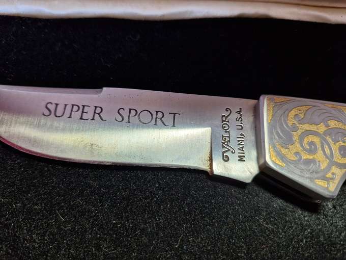 For the knife collector ! Special, limited edition, Valor Miami USA knife !