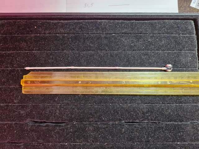 Top Brand ! Pandora Sterling Silver bracelet in Excellent condition !