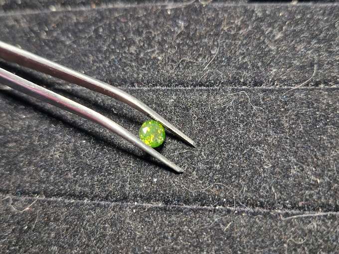 Rare green 0.90ct natural mined diamond