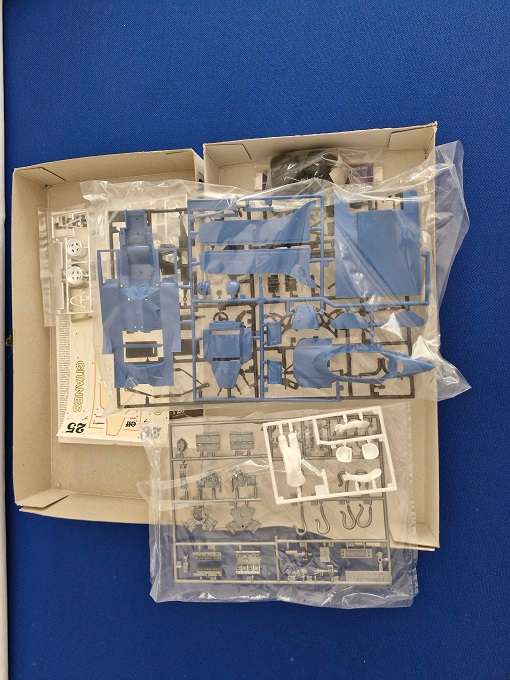 Model Car Collectors Bargain ! RARE FIND ! Tamiya 1:20 Grand Prix model car !