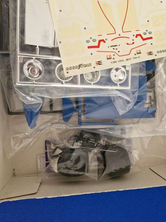 Model Car Collectors Bargain ! RARE FIND ! Tamiya 1:20 Grand Prix model car !