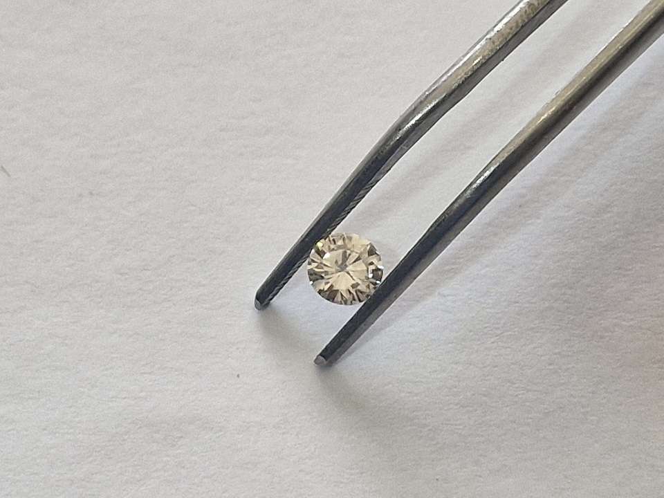 Natural, Certified 0.42 carat VS1 Diamond