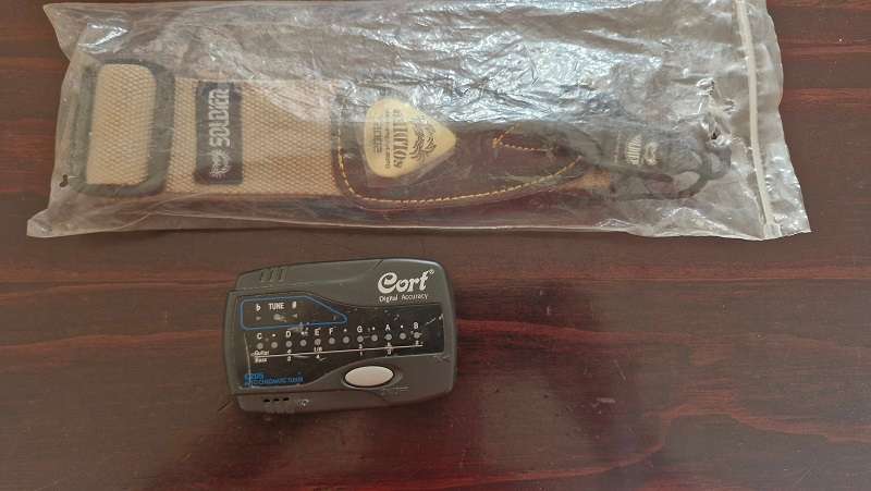 For the Guitar Player ! Quality Soldier trap and Cort Digital Tuner !
