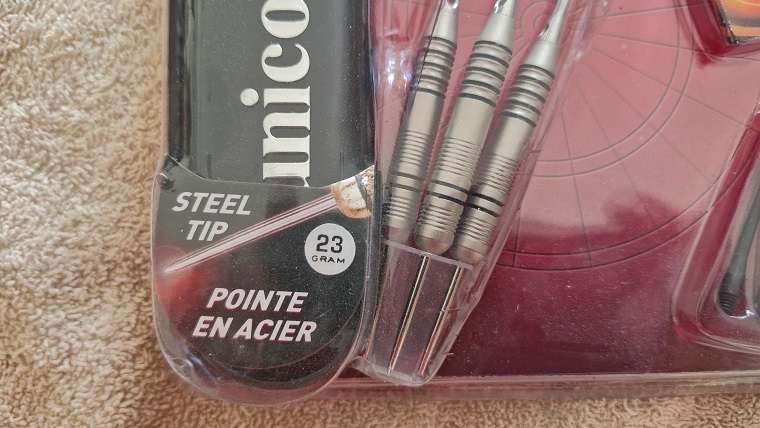 Quality Brand ! Brand New Unicorn 23 grams Darts set !
