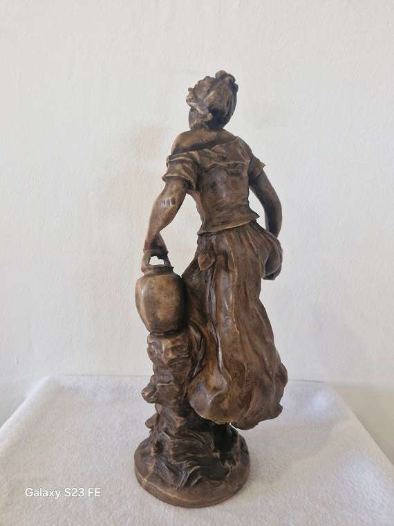 Stunning ! "Lady with jug and flower basket" Statue ! Intricate and large size !