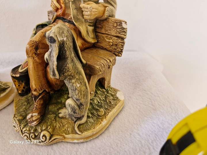 GREAT FIND ! 2 x Vintage Naturecraft of Congleton, England, figurines !