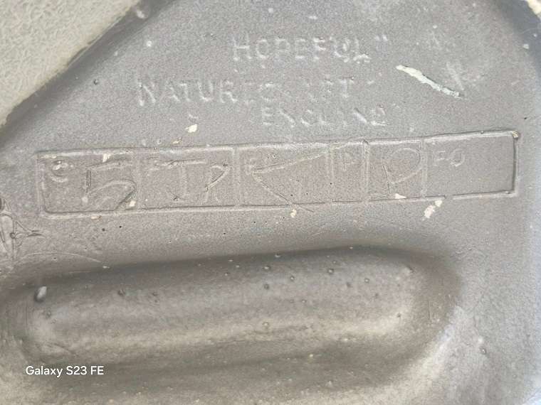 GREAT FIND ! 2 x Vintage Naturecraft of Congleton, England, figurines !