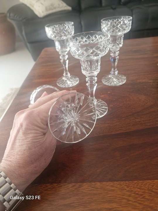 Exquisite Irish  TYRONE Hand Cut Crystal candle sticks x 4 !!