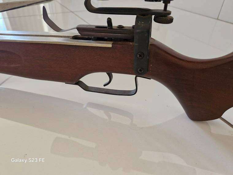 Collectors Bargain ! Excellent condition ! Vintage aCrisbow Mark 1 as per pictures!