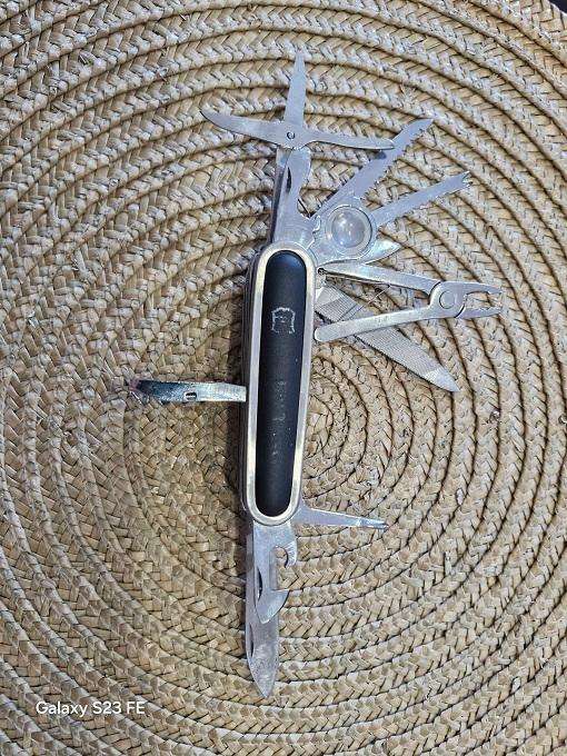 Bargain ! 15 attachments Swiss Army knife !! Markings worn, good condition !