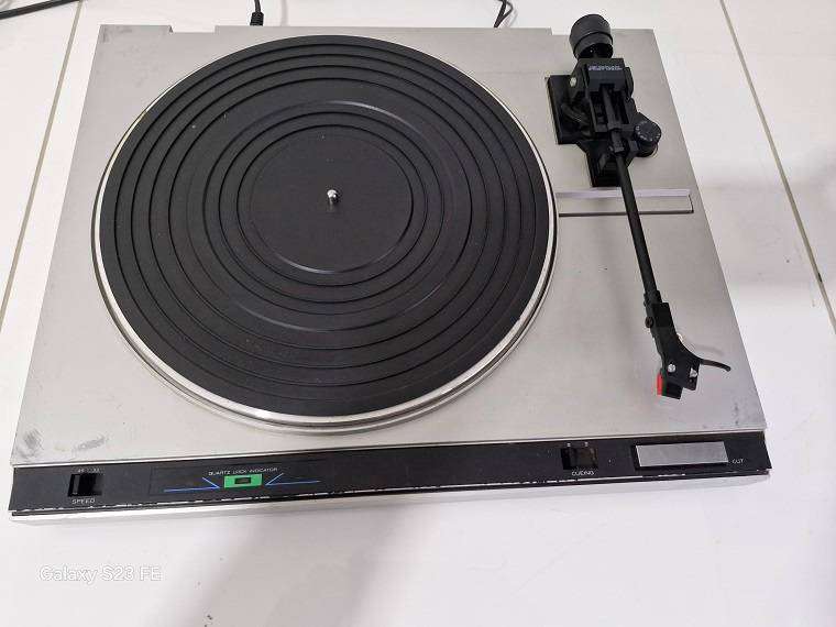 Bargain ! Kenwood KD-41R Auto Turntable !! Good condition !