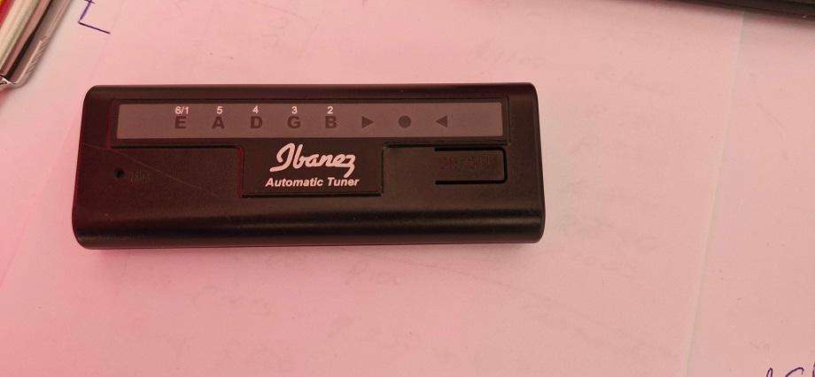 Bargain ! Quality Ibanez Guitar tuner, like new !